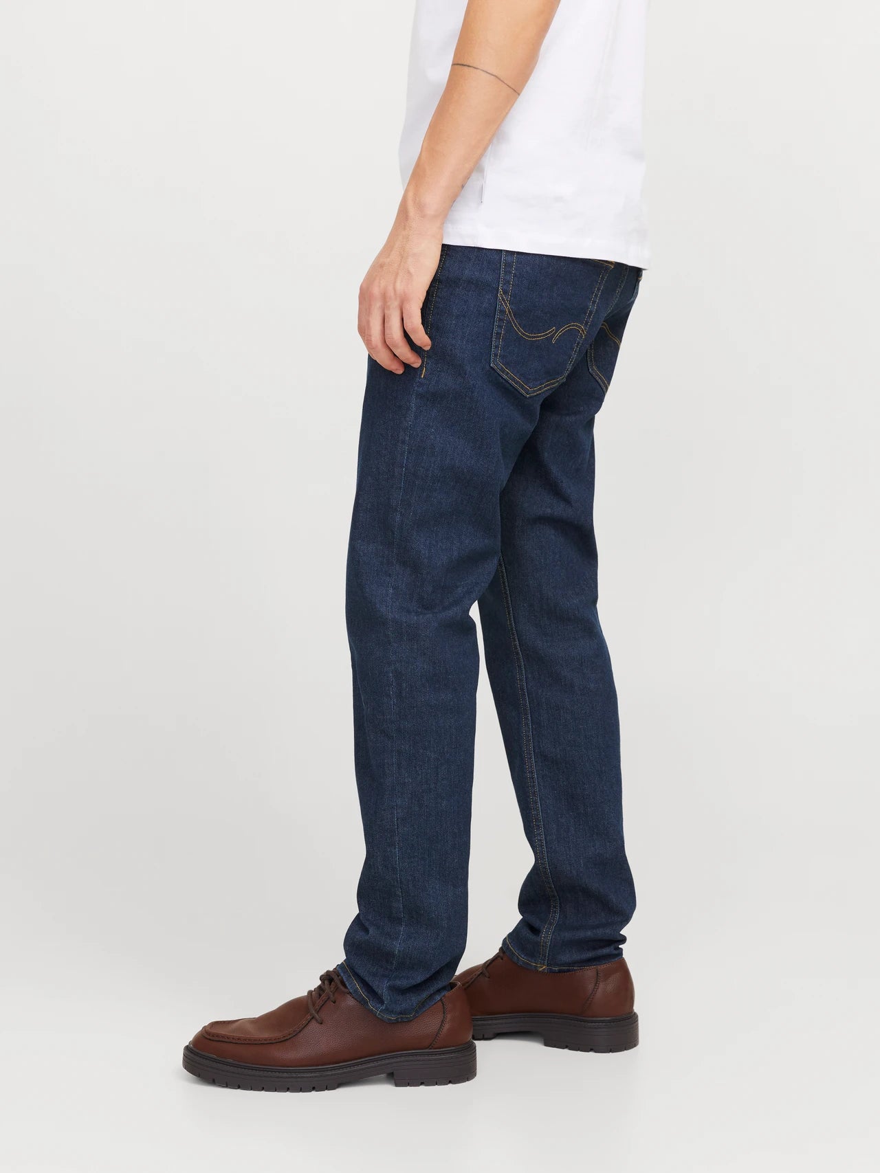 Τζιν με λεπτή εφαρμογή Jack & Jones