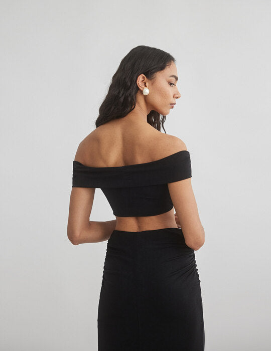 Off-shoulder ανεστραμμένο crop τοπ