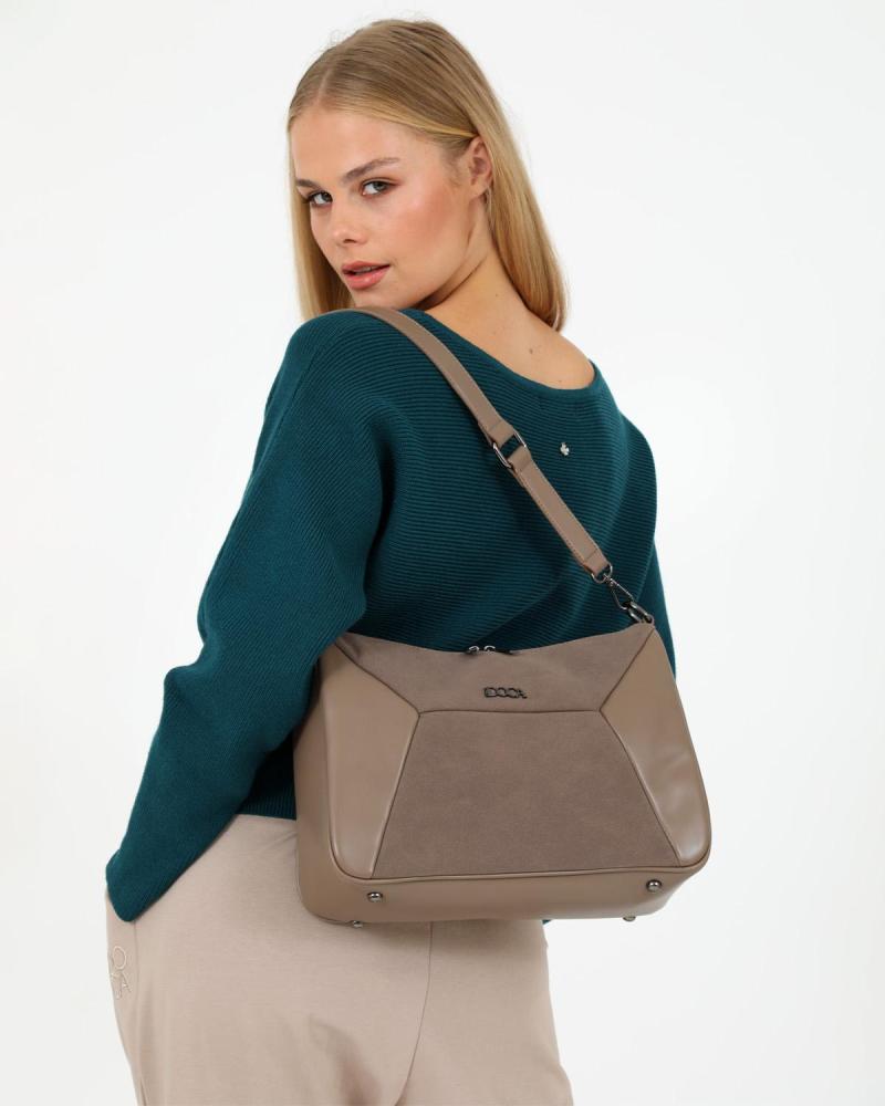 Γυναικεία τσάντα ώμου μαύρη