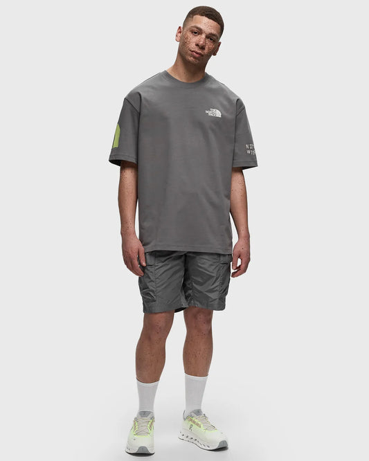 THE NORTH FACEU NSE GRAPHIC S/S TEE